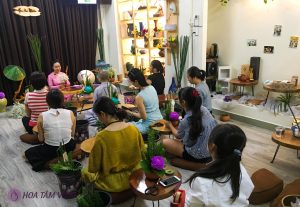 Lớp học cắm hoa - Cúc Mẫu Đơn 15