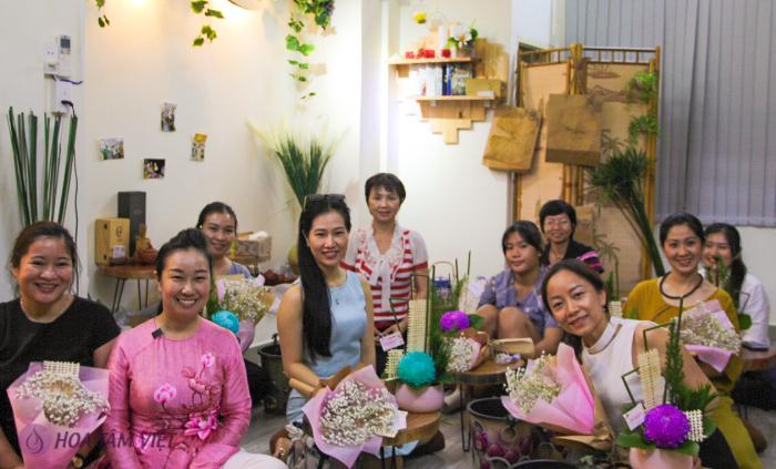 lop hoc cam hoa cuc mau don 0310 8