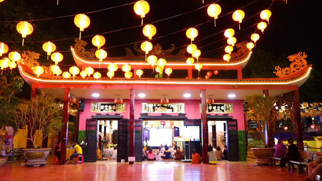 HOI NGHI NGHIEM THU.00 45 58 30.Still076