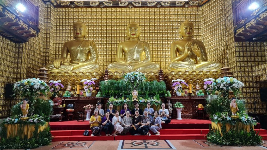 ce40df08b0cc45921cdd Copy