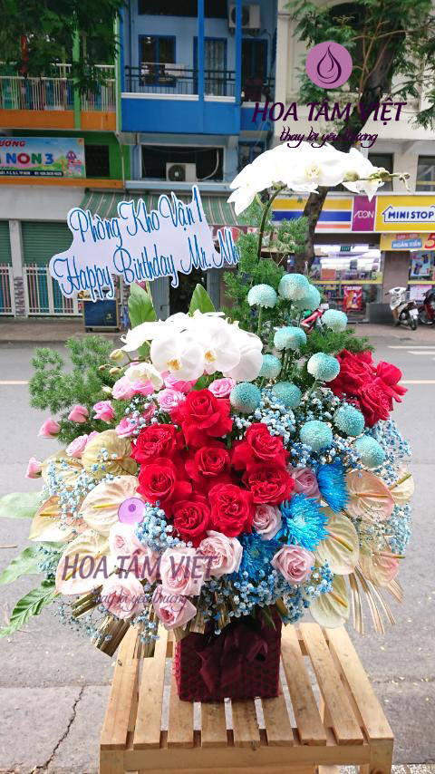 b70703b9c3f737a96ee6 1