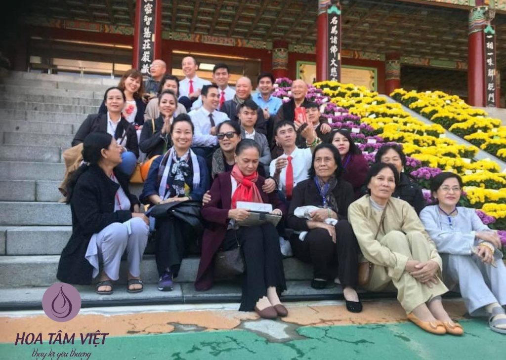 Con về bên phật