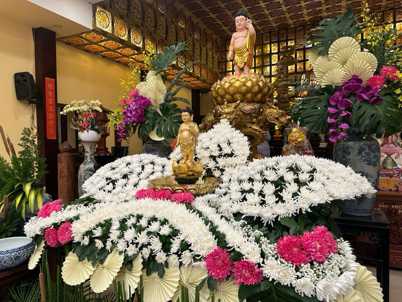 Cách Chọn Hoa Cúng Rằm Tháng Bảy Mùa Vu Lan - Hoa Tâm Việt