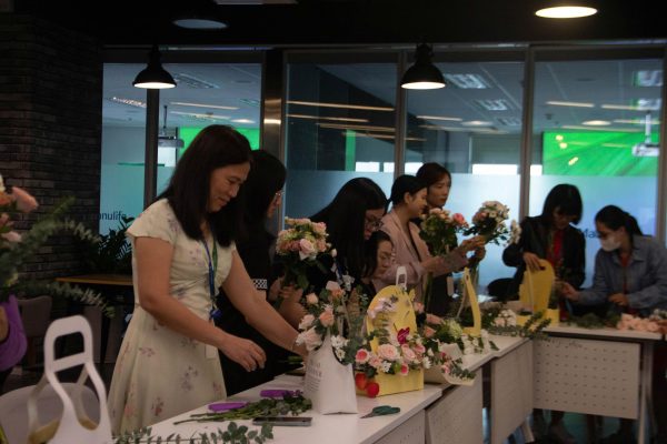 Workshop Cắm Hoa 20 tháng10 tự học cắm hoa tặng chính mình