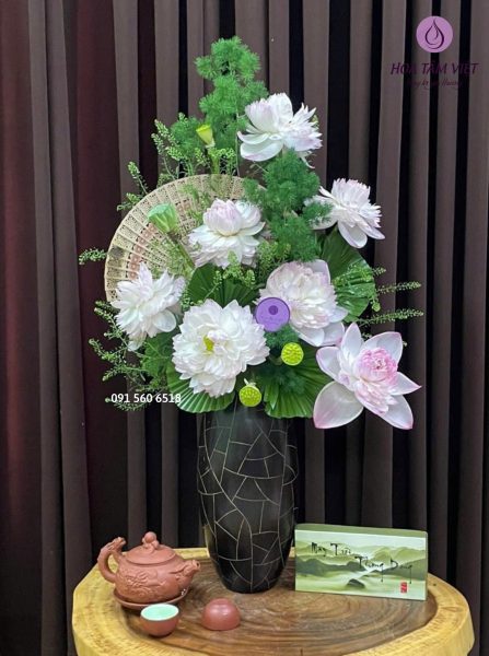 SEN VẺ ĐẸP THANH KHIẾT TRONG VĂN HÓA VIỆT