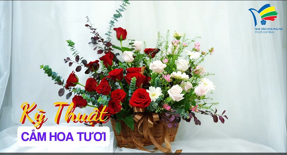 kỹ thuật cắm hoa tươi